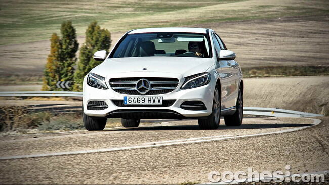 Mercedes_Benz_Clase_C_180_61