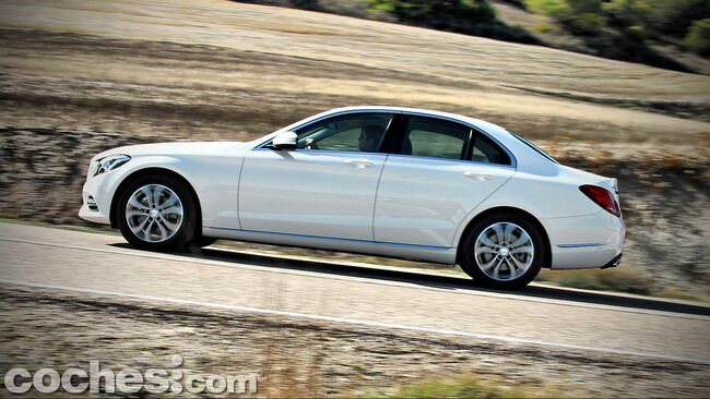 Mercedes_Benz_Clase_C_180_63