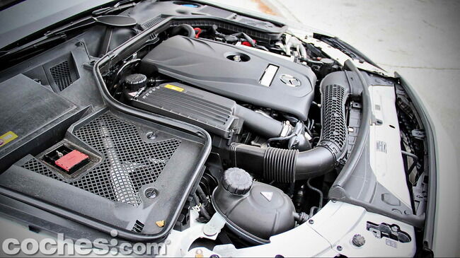 Mercedes_Benz_Clase_C_180_69