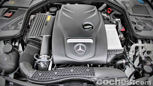 Mercedes_Benz_Clase_C_180_70