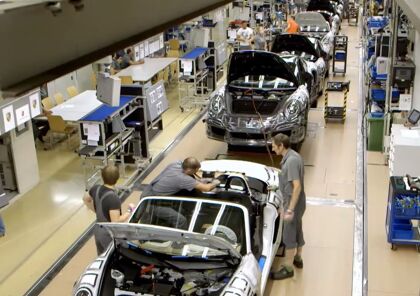 Cómo se fabrican el Porsche 911 y el Porsche 911 GT3 Cup