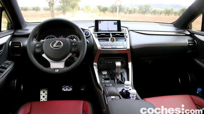 Prueba Lexus NX 300h 64