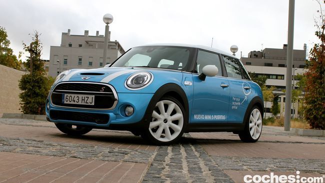 Prueba MINI 5 puertas Cooper SD - 00070
