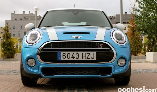 Prueba MINI 5 puertas Cooper SD - 00082