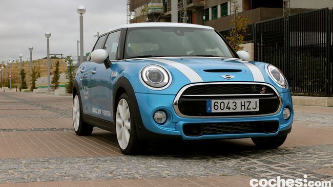 Prueba MINI 5 puertas Cooper SD - 00098