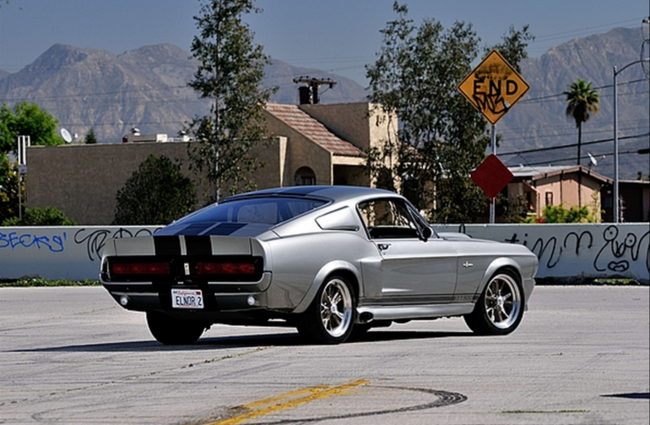 Shelby Mustang GT500 de 1967 3