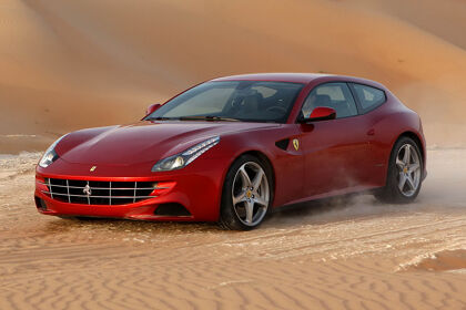 El Ferrari FF que un jeque regaló al Rey ya es de todos