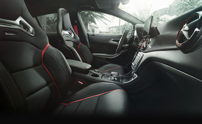 Mercedes-Benz CLA 45 AMG Shooting Brake 2015 interior 09