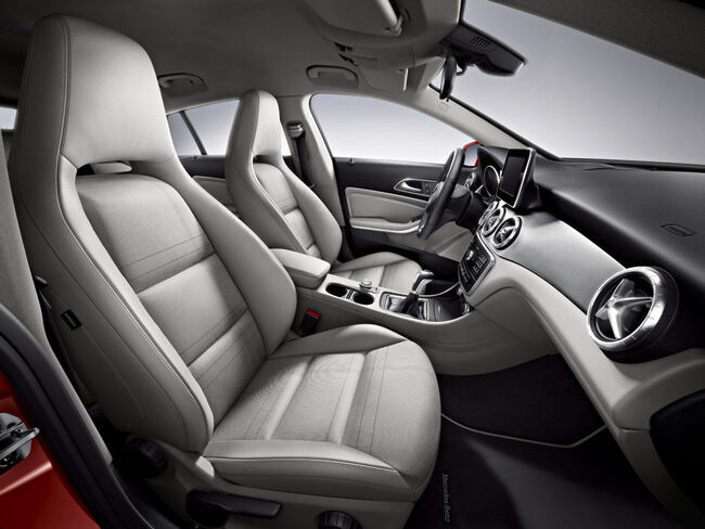 Mercedes-Benz CLA Shooting Brake (X117) 2014