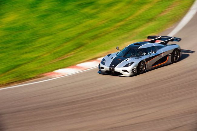 Volvo FH Koenigsegg (2)