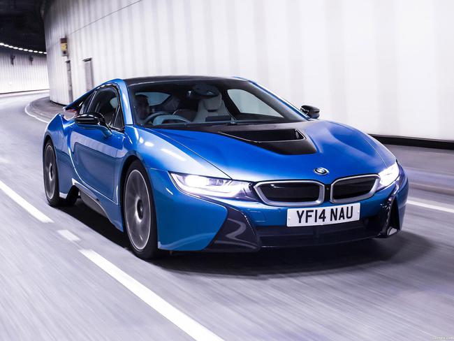 Bmw I8 Uk 2014 R30 650x488