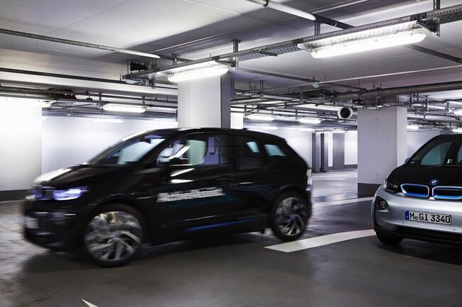 BMW i3 aparcamiento automatico