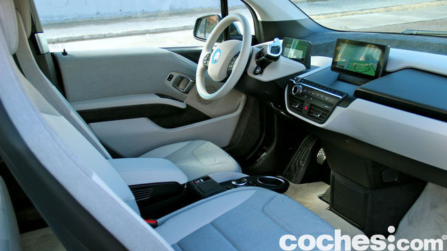 BMW i3 prueba contacto 18