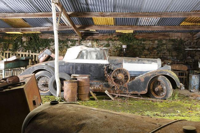 Barn Find coleccion clasicos granero Francia Retromobile 25