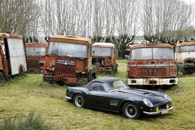 Barn Find coleccion clasicos granero Francia Retromobile 26