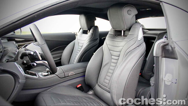 Mercedes_Benz_Clase_S_500_4MATIC_Coupe_20