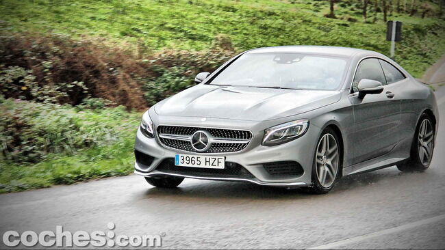 Mercedes_Benz_Clase_S_500_4MATIC_Coupe_52