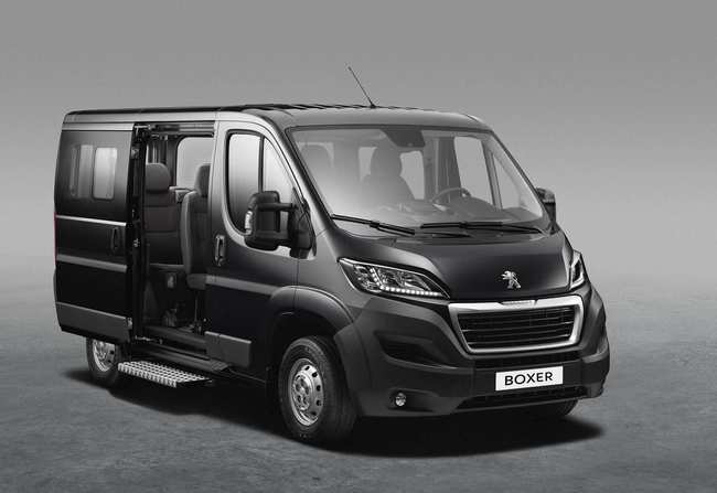 Peugeot Boxer Combi 2014 650x447