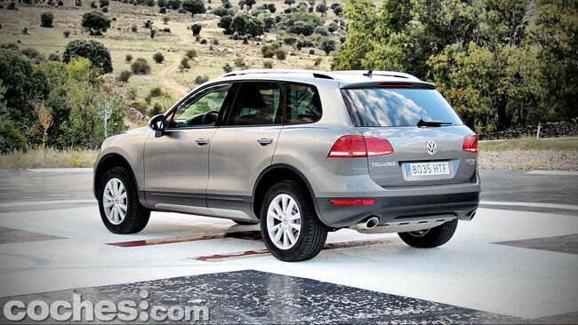 Volkswagen_Touareg_Terrain_Tech_07