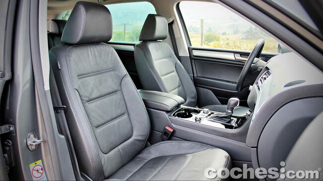 Volkswagen_Touareg_Terrain_Tech_40