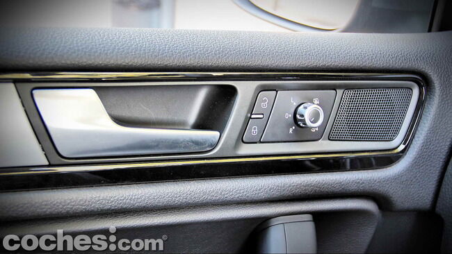 Volkswagen_Touareg_Terrain_Tech_57