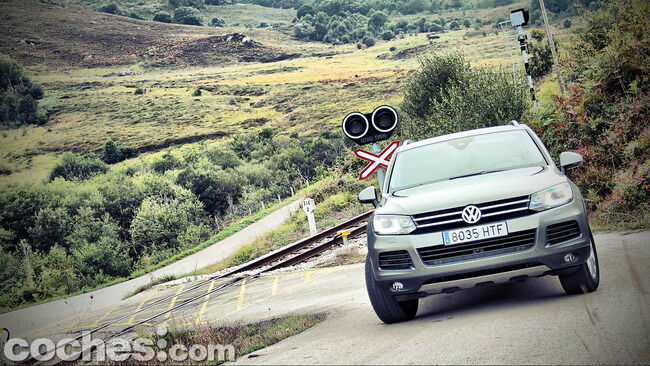 Volkswagen_Touareg_Terrain_Tech_77