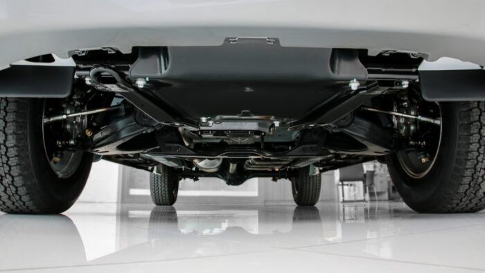 Suspension Coche 4 700x394