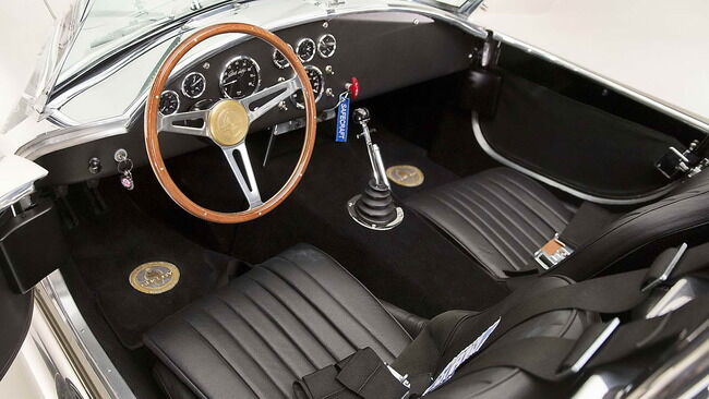 50th_Anniversary_Shelby_Cobra_427_11