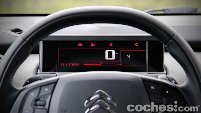 Citroën_C4_Cactus_48