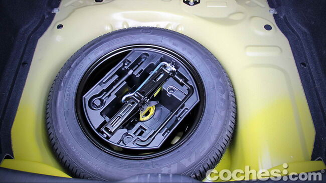 Citroën_C4_Cactus_54