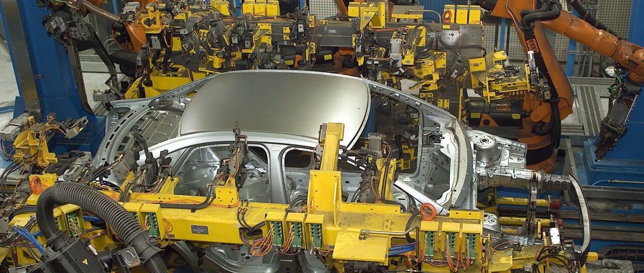 Todas las noticias de coches en un solo portal: Pruebas, fotos, vídeos, informes...