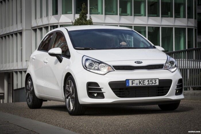 Kia Rio 2015 700x467