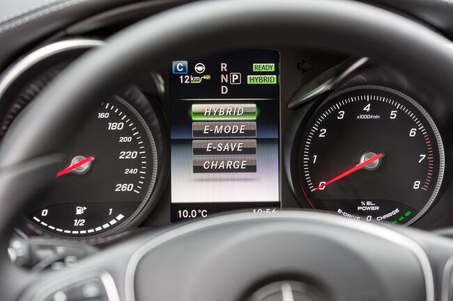 Mercedes-Benz C 350 PLUG IN HYBRID (W 205) 2015 interior 01