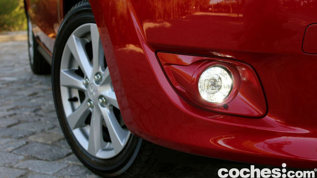 Prueba Mitsubishi Space Star 2014 exterior 19