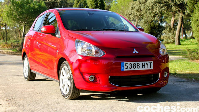 Prueba Mitsubishi Space Star 2014 exterior 4