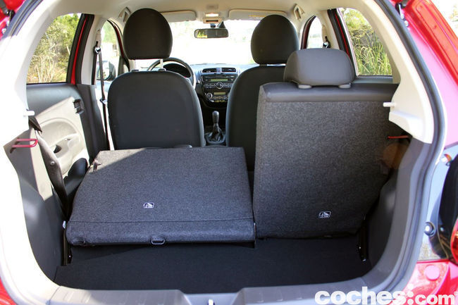 Prueba Mitsubishi Space Star 2014 interior 4