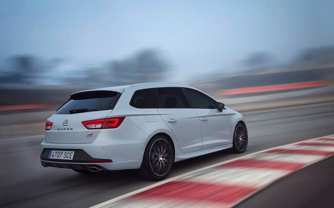 SEAT Leon Cupra ST 2015 (3)
