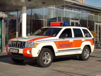 Binz Jeep Grand Cherokee Notarzt 2005