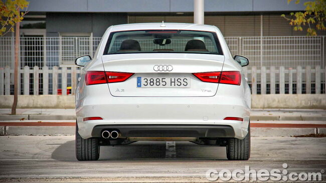 Audi_A3_Sedán_007