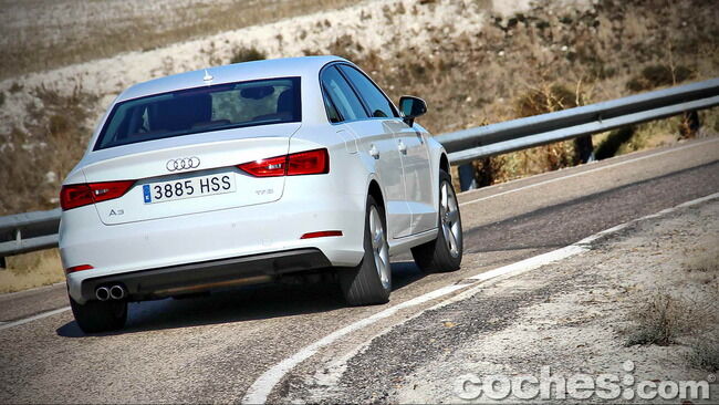 Audi_A3_Sedán_087