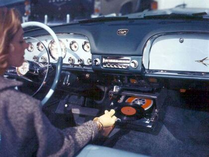 Diez accesorios que no imaginabas que tenían los coches antiguos