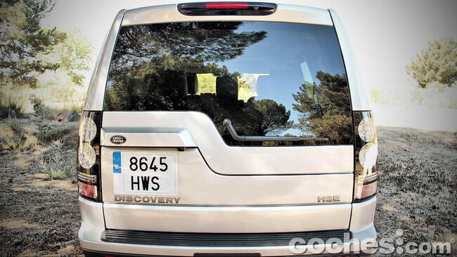 Land_Rover_Discovery_SDV6_HSE_22