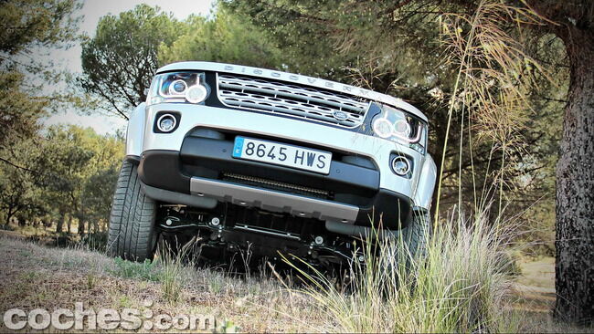 Land_Rover_Discovery_SDV6_HSE_59
