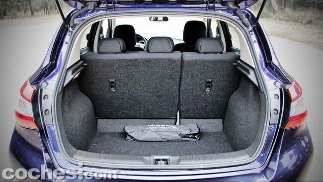 Nissan_Pulsar_NTEC_dCi_10