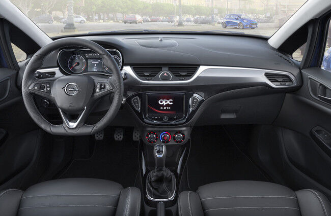 Opel Corsa OPC 2015 interior 01