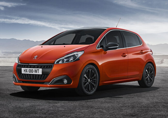 Peugeot 208 2015 08