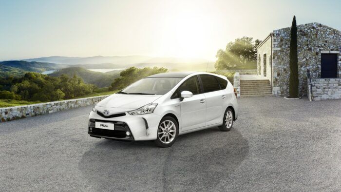 Toyota Prius+ 2015 03