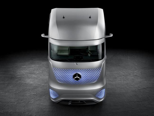 frobtal Mercedes Benz Truck