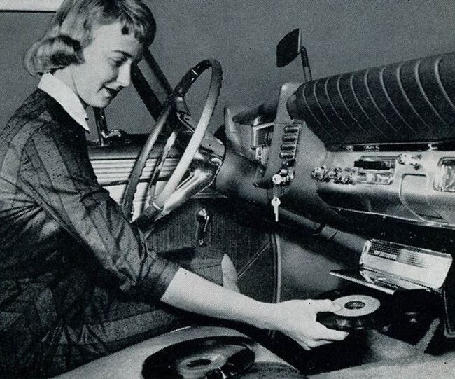 primeros tocadiscos coches antiguos