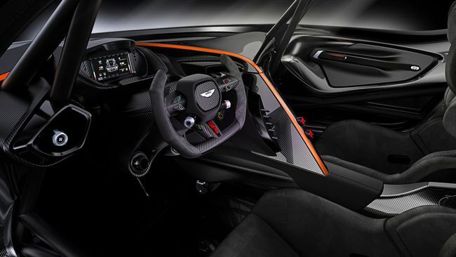 Aston Martin Vulcan 2015 interior 01